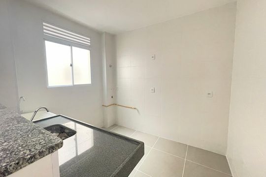 Cozinha de apartamento à venda com 2 quartos, 52m² em Paquetá, Belo Horizonte