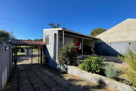 Casa à venda com 4 quartos, 170m² em Feitoria Seller, São Leopoldo