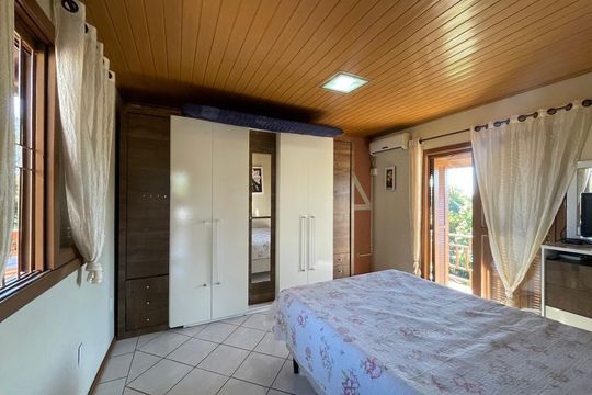 Casa à venda com 4 quartos, 170m² em Feitoria Seller, São Leopoldo