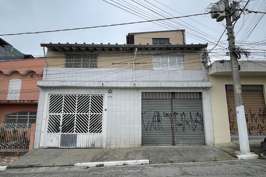 Fachada de casa à venda com 5 quartos, 250m² em Artur Alvim, São Paulo