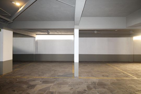 Garagem de apartamento à venda com 2 quartos, 78m² em Passo D’areia, Porto Alegre