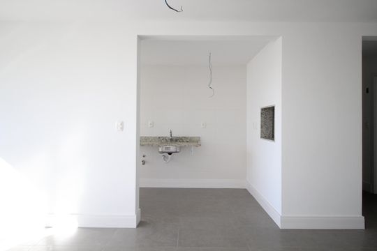 Cozinha de apartamento à venda com 2 quartos, 78m² em Passo D’areia, Porto Alegre