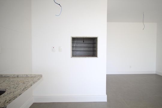 Churrasqueira de apartamento à venda com 2 quartos, 78m² em Passo D’areia, Porto Alegre