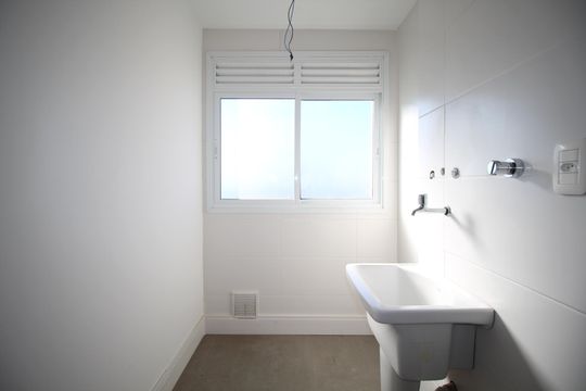Área de Serviço de apartamento à venda com 2 quartos, 78m² em Passo D’areia, Porto Alegre