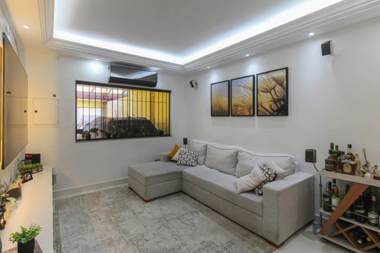 Sala de casa à venda com 3 quartos, 270m² em Vila Lucia, São Paulo
