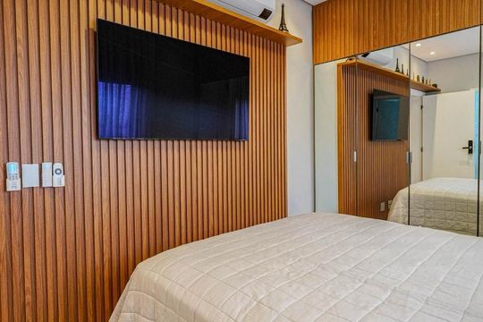 Suíte de casa de condomínio à venda com 1 quarto, 452m² em Colinas da Anhanguera, Santana de Parnaíba