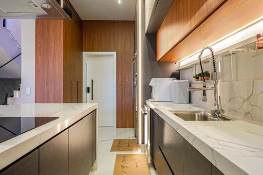 Cozinha de casa de condomínio à venda com 1 quarto, 452m² em Colinas da Anhanguera, Santana de Parnaíba