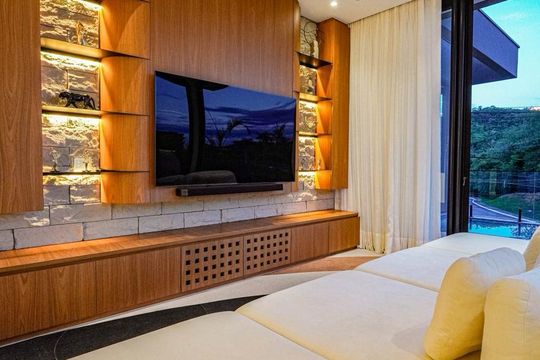 Sala de casa de condomínio à venda com 1 quarto, 452m² em Colinas da Anhanguera, Santana de Parnaíba