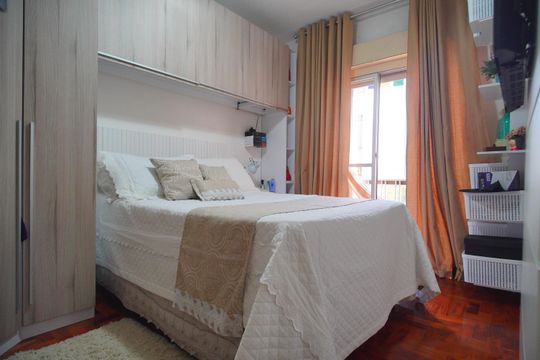 Quarto  de apartamento à venda com 1 quarto, 47m² em Centro, São Leopoldo