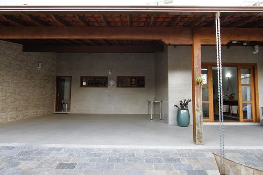 Área externa de casa à venda com 4 quartos, 215m² em Paquetá, Belo Horizonte