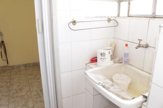 Área de serviço de apartamento para alugar com 2 quartos, 120m² em Campos Elíseos, São Paulo