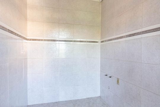 Casa à venda com 3 quartos, 370m² em Niterói, Canoas