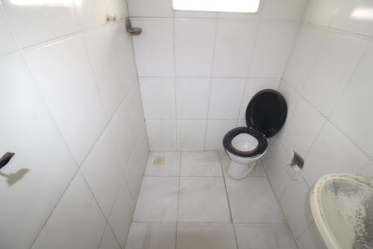 Banheiro de casa para alugar com 1 quarto, 65m² em Vila Continental, São Paulo