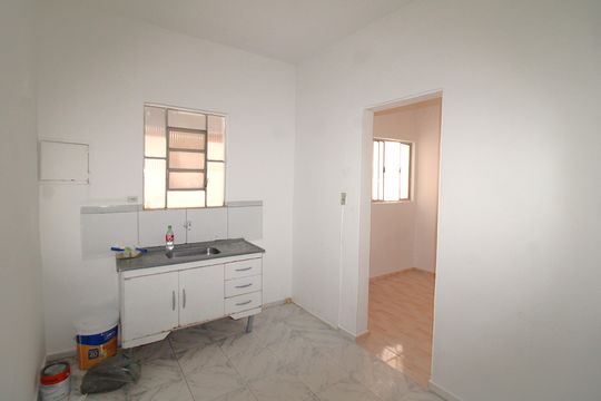 Cozinha de casa para alugar com 1 quarto, 65m² em Vila Continental, São Paulo