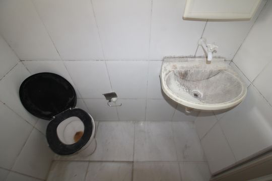 Banheiro de casa para alugar com 1 quarto, 65m² em Vila Continental, São Paulo