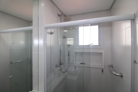 Banheiro 1 de apartamento à venda com 2 quartos, 60m² em Parada Inglesa, São Paulo