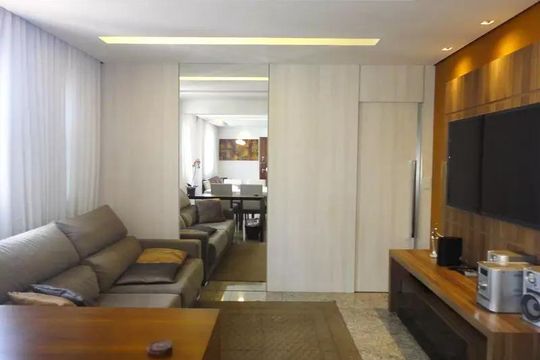 Apartamento para alugar com 3 quartos, 107m² em Santa Efigênia, Belo Horizonte