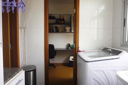 Apartamento para alugar com 3 quartos, 107m² em Santa Efigênia, Belo Horizonte
