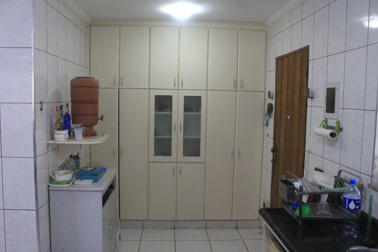 Cozinha de casa à venda com 4 quartos, 600m² em Osvaldo Cruz, São Caetano do Sul