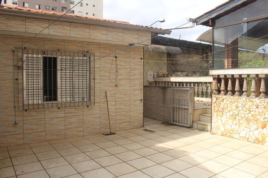 Quintal de casa à venda com 4 quartos, 600m² em Osvaldo Cruz, São Caetano do Sul