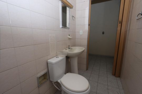 Banheiro da Suíte de casa para alugar com 2 quartos, 180m² em Jardim Tiete, São Paulo