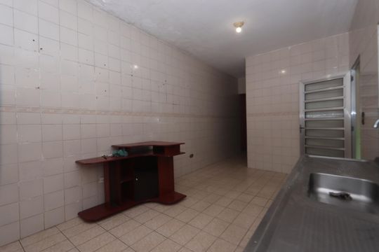 Cozinha de casa para alugar com 2 quartos, 180m² em Jardim Tiete, São Paulo
