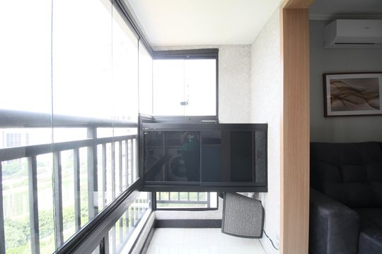 Varanda de apartamento para alugar com 2 quartos, 44m² em Cidade Jardim, São Paulo