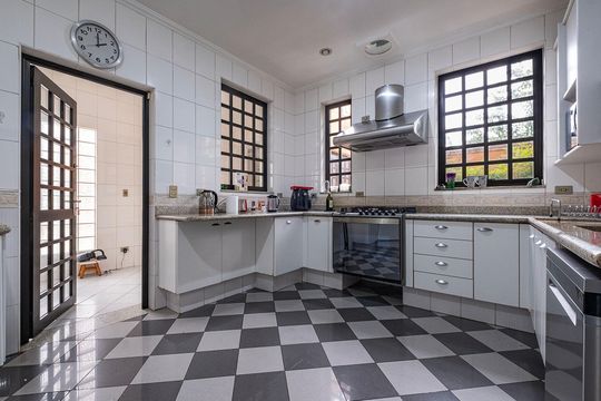 Cozinha de casa à venda com 5 quartos, 590m² em Vila Madalena, São Paulo