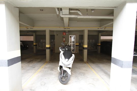 Garagem de apartamento à venda com 3 quartos, 55m² em Monsenhor Messias, Belo Horizonte