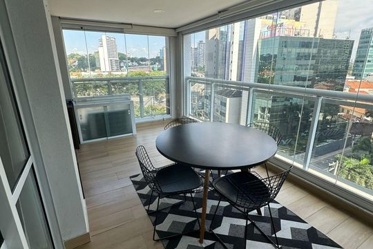 Varanda de apartamento para alugar com 1 quarto, 45m² em Pinheiros, São Paulo