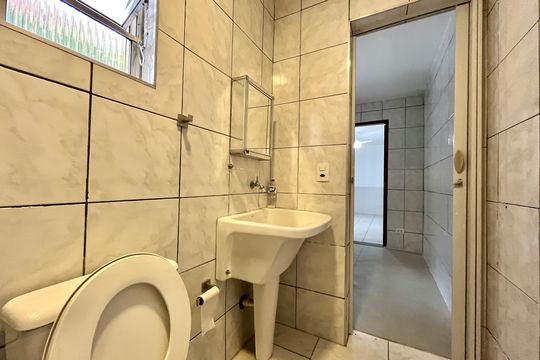 Banheiro de apartamento para alugar com 1 quarto, 25m² em Jabaquara, São Paulo