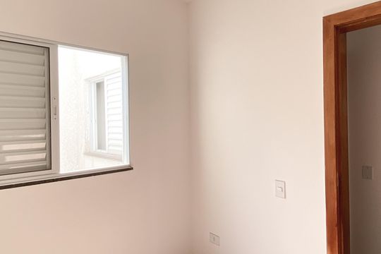 Quarto 1 de apartamento à venda com 2 quartos, 45m² em Jardim Eliane, São Paulo