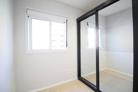 Quarto 1 de apartamento para alugar com 2 quartos, 45m² em Vila Andrade, São Paulo