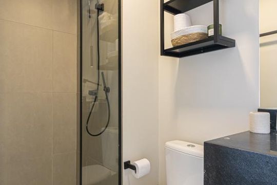 Banheiro de apartamento à venda com 1 quarto, 29m² em Vila Olímpia, São Paulo