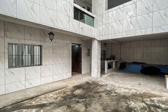 Garagem  de casa à venda com 2 quartos, 360m² em Parque Boturussu, São Paulo