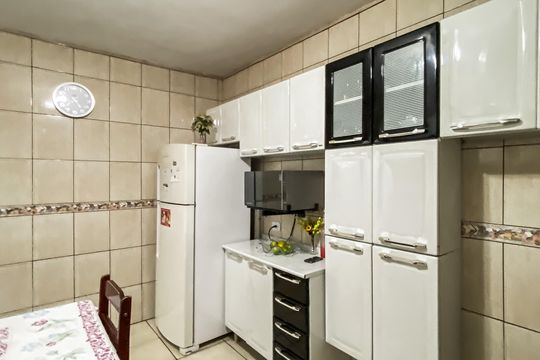 Cozinha  de casa à venda com 2 quartos, 360m² em Parque Boturussu, São Paulo