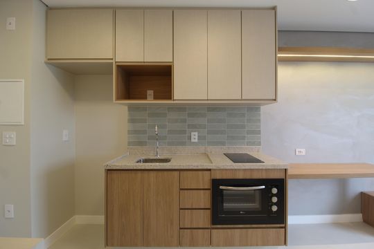 Cozinha de kitnet/studio à venda com 1 quarto, 24m² em Vila Nova Conceição, São Paulo