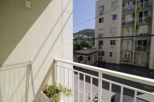 Varanda de apartamento à venda com 3 quartos, 57m² em Taquara, Rio de Janeiro