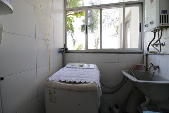 Área de Serviço de apartamento à venda com 3 quartos, 57m² em Taquara, Rio de Janeiro