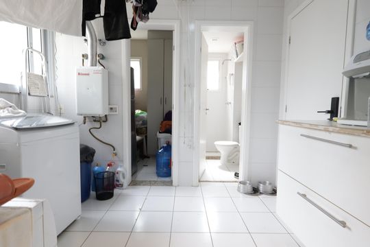 Área de Serviço de apartamento à venda com 3 quartos, 223m² em Vila Andrade, São Paulo