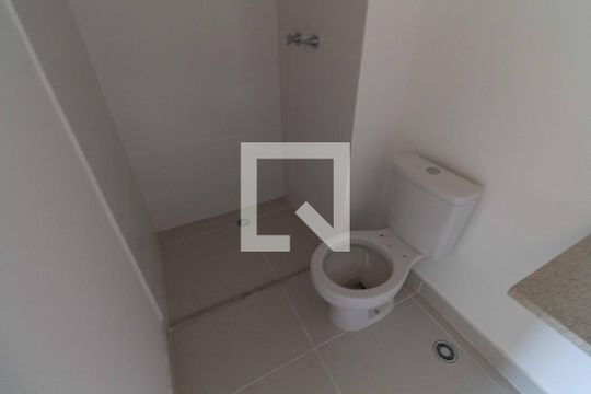Banheiro de apartamento à venda com 2 quartos, 71m² em Vila Dom Pedro I, São Paulo