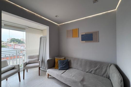 Sala de Estar de apartamento à venda com 2 quartos, 60m² em Vila Pereira Barreto, São Paulo