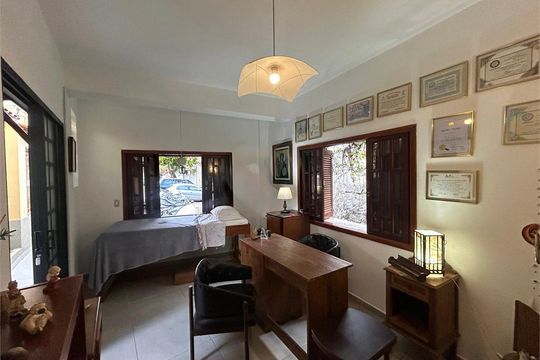 Casa de Condomínio à venda com 5 quartos, 117m² em Vila Elvira, São Paulo
