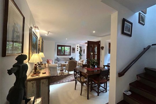Casa de Condomínio à venda com 5 quartos, 117m² em Vila Elvira, São Paulo
