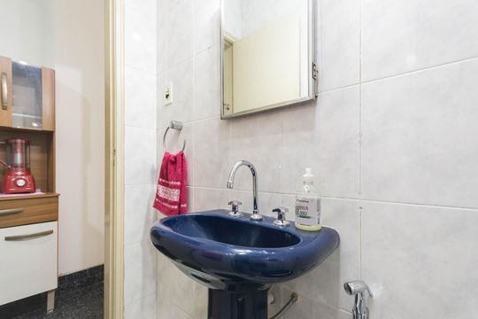 Banheiro de apartamento à venda com 1 quarto, 32m² em Estácio, Rio de Janeiro