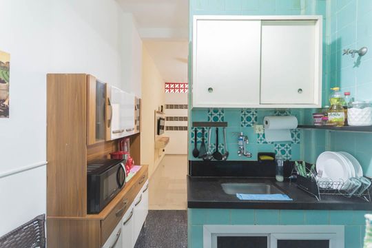 Cozinha de apartamento à venda com 1 quarto, 32m² em Estácio, Rio de Janeiro