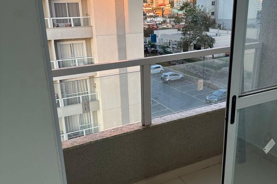 Varanda de apartamento à venda com 2 quartos, 60m² em Planalto, Belo Horizonte
