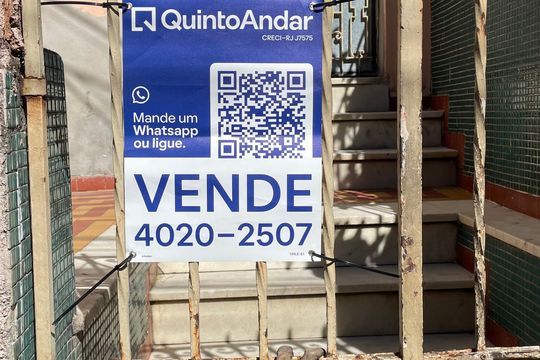 Plaquinha de apartamento à venda com 2 quartos, 54m² em Estácio, Rio de Janeiro
