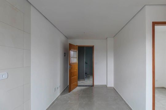 Sala/Cozinha de apartamento para alugar com 2 quartos, 48m² em Jardim Caguassu, São Paulo