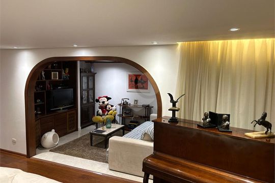 Apartamento à venda com 3 quartos, 197m² em Cidade Dutra, São Paulo